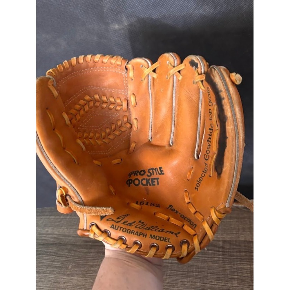 VINTAGE 1960's Ted Williams Auto Model Sears Roebuck Model 16182 Glove‎